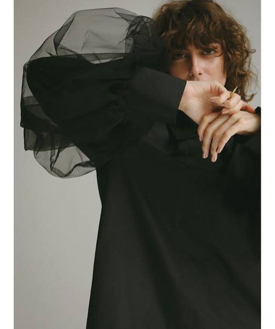 HER.（ハー） チュールドッキングブラウス