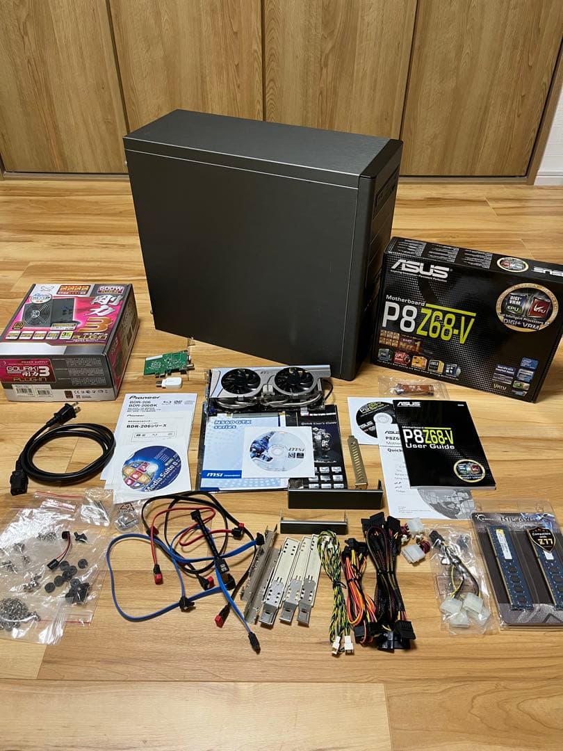 自作PC i7 2600K SSD 500GB＋ おまけ多数