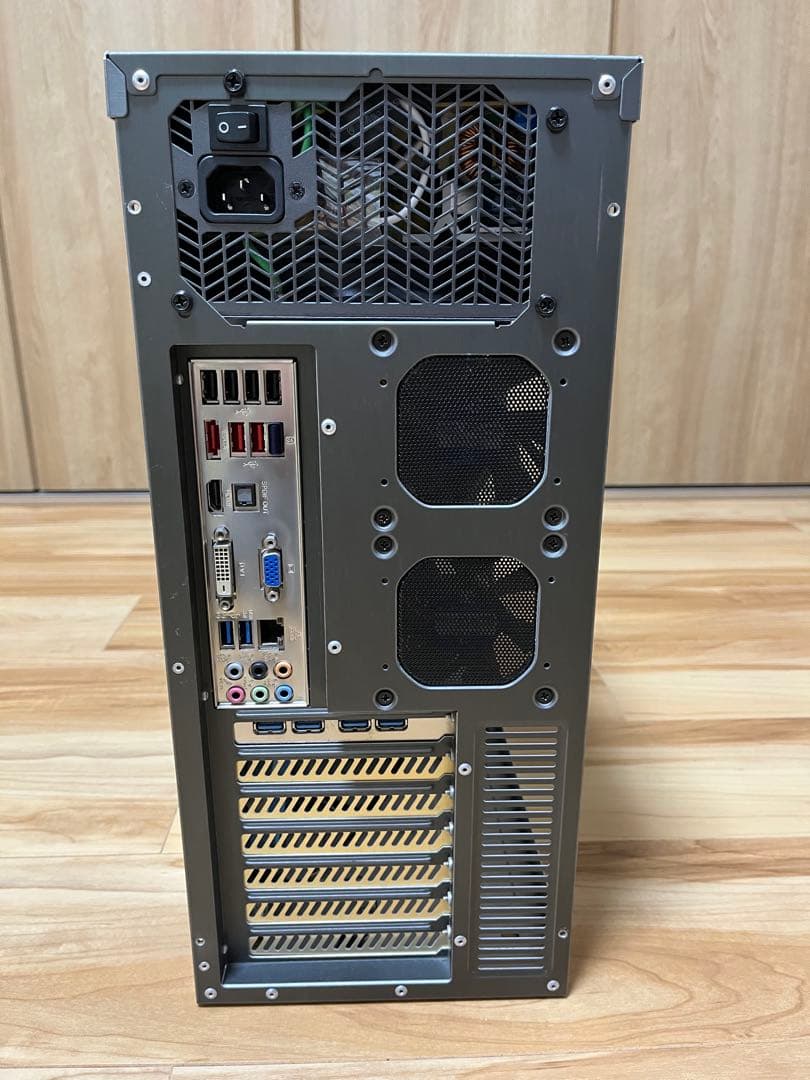 自作PC i7 2600K SSD 500GB＋ おまけ多数