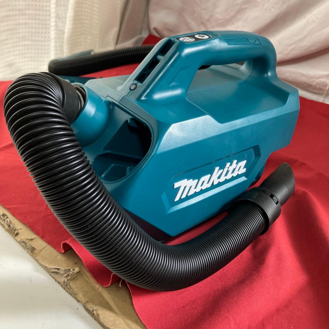 Makita ハンディクリーナー　CL184D ケース付き