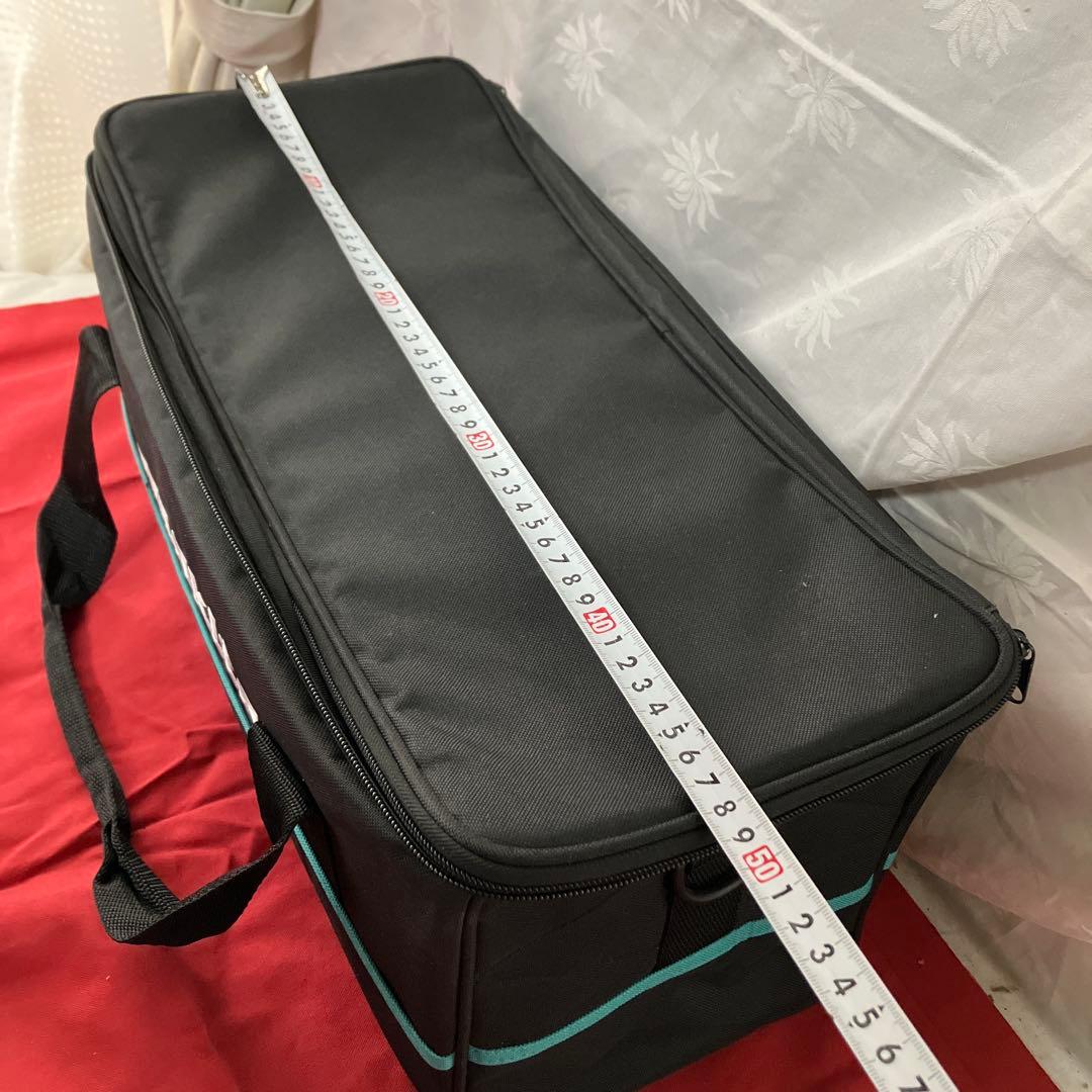 Makita ハンディクリーナー　CL184D ケース付き