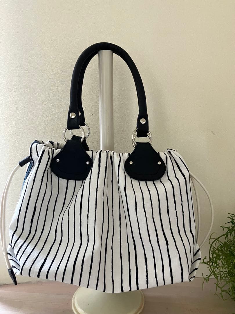 ハンドメイド swing巾着バッグ