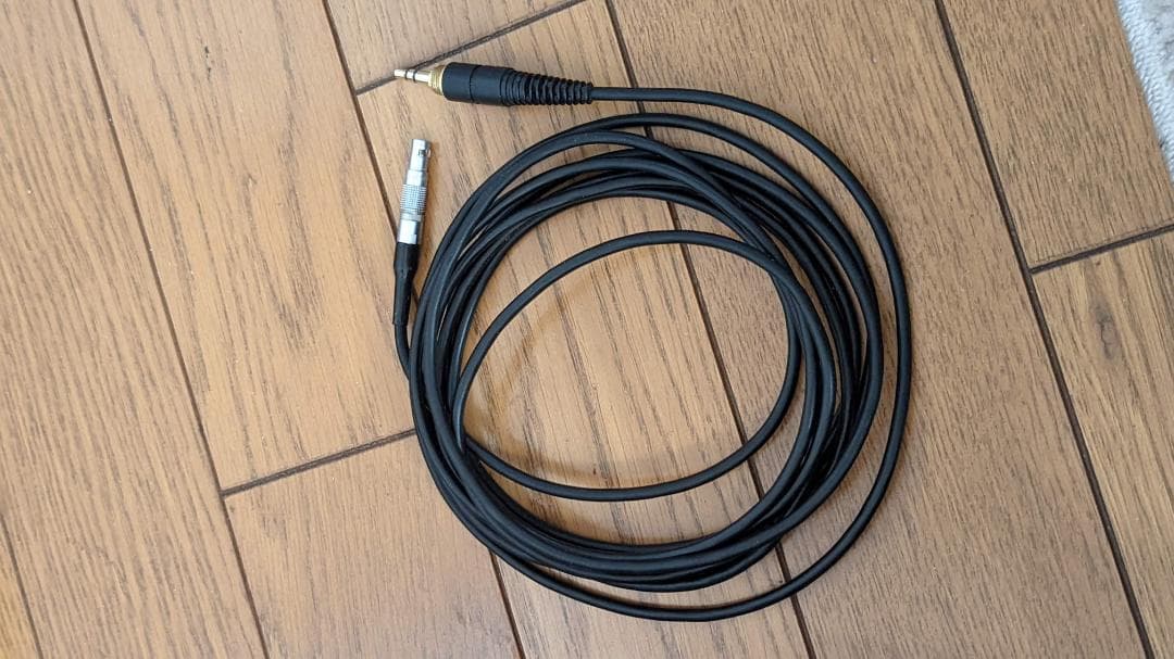 ヘッドホン ni_to