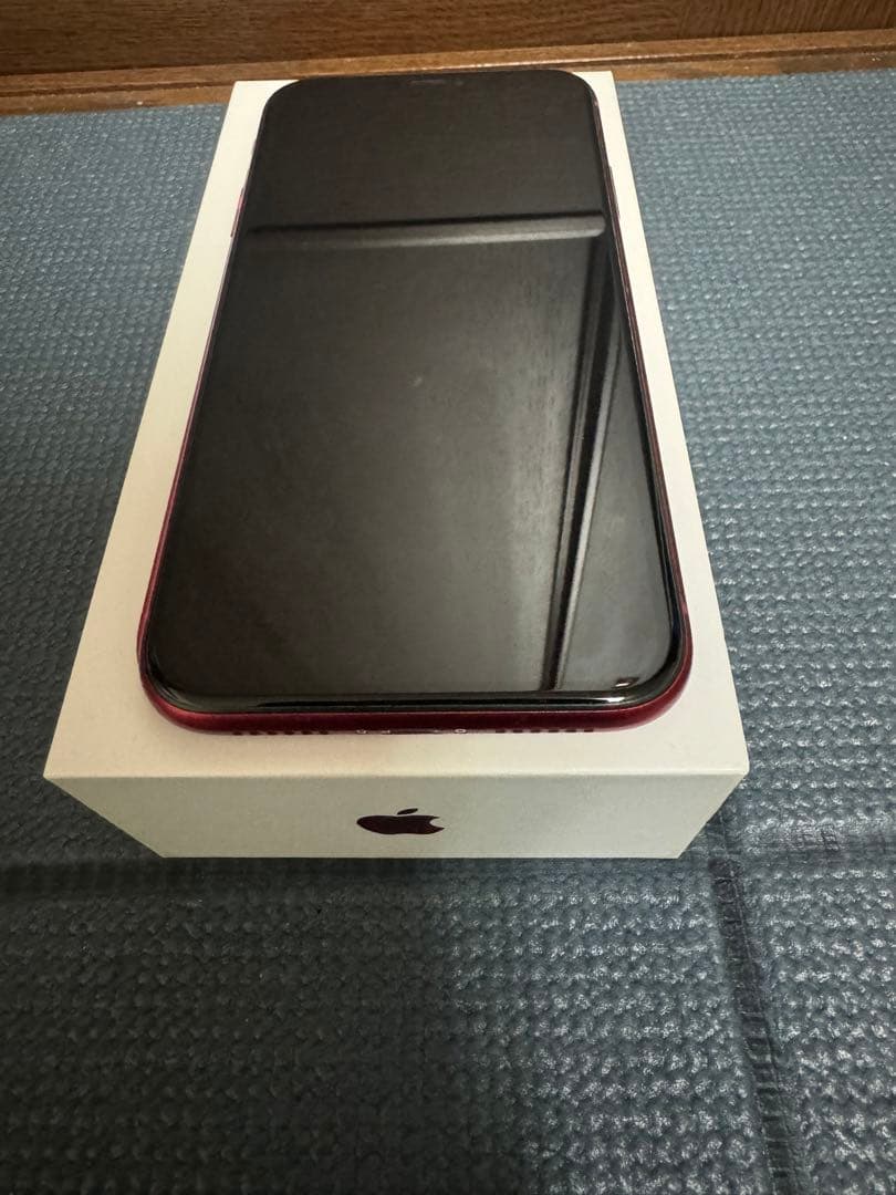 スマートフォン本体 iPhone 11 (PRODUCT)RED 64 GB au