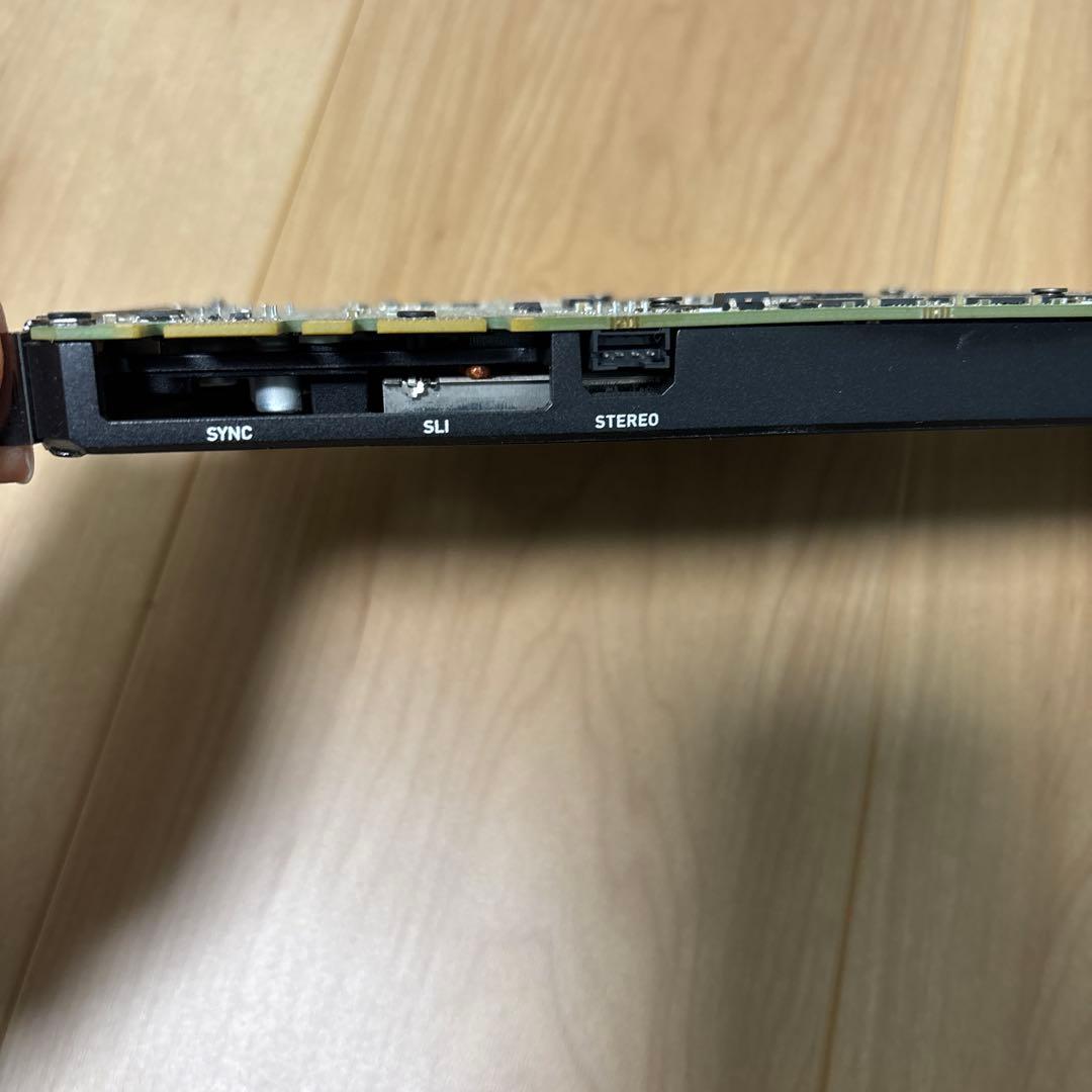 NVIDIA QUADRO グラフィックボード　M4000