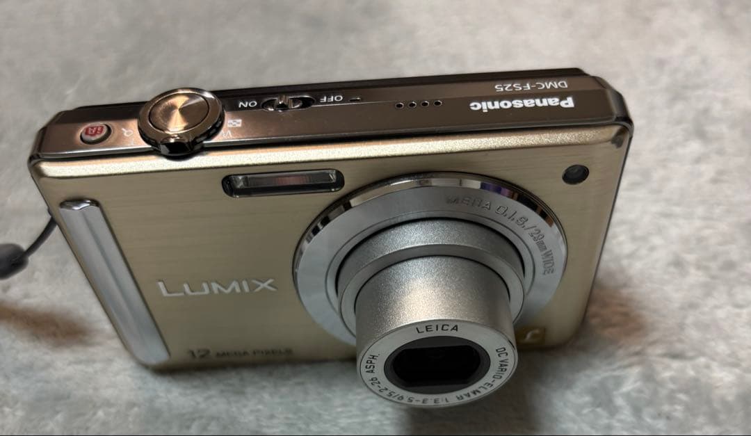 デジタルカメラ Panasonic DMC-FS25 LUMIX