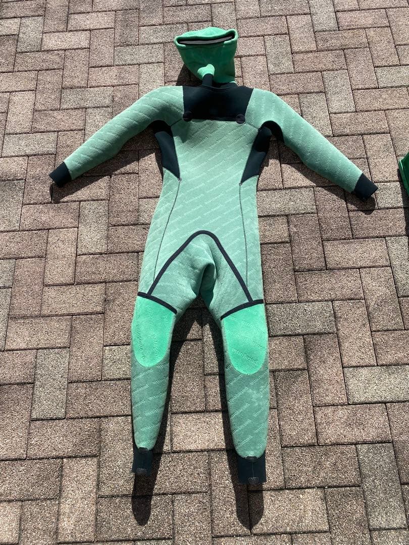 Patagonia R4 ウエットスーツ おまけ Axxe Classic