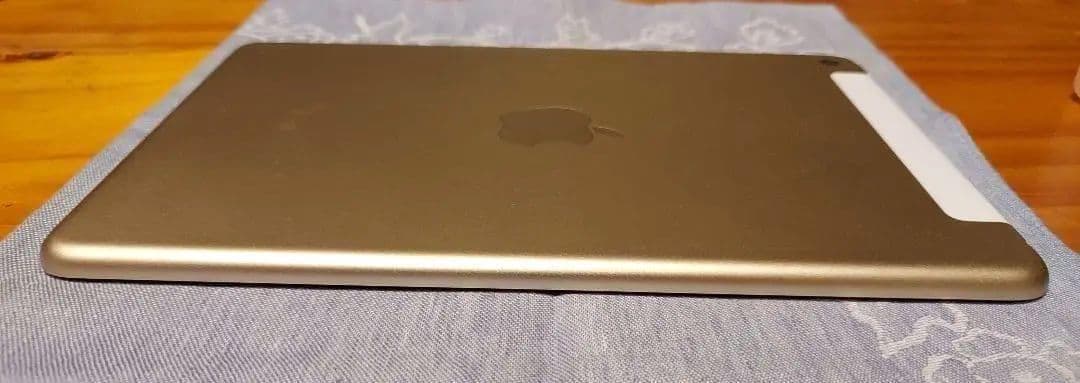 iPadmini4 Wi-Fi+Cellular 64GB　ゴールド