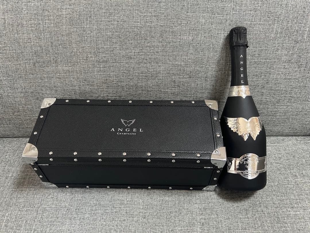 【新品未開封】ANGEL エンジェル シャンパン ブラック ケース付き　スエード