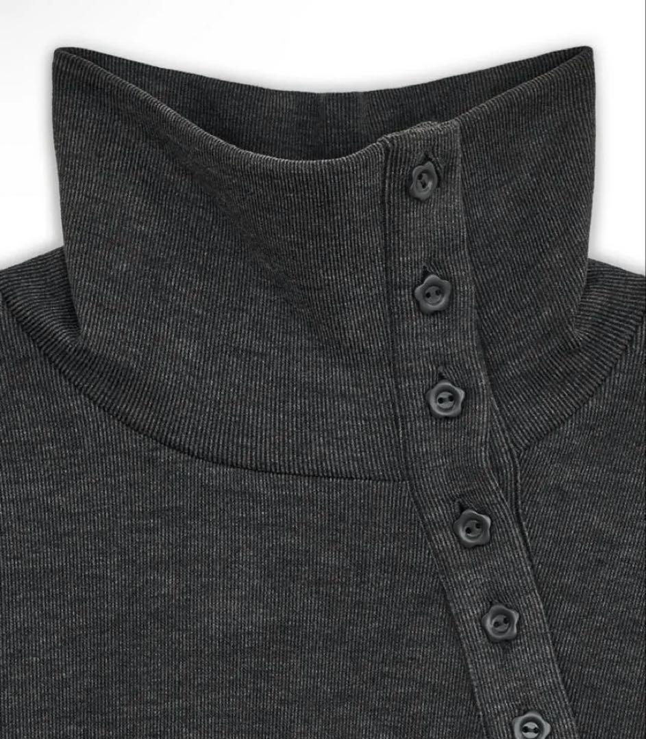 トップス HUG YOUR SKIN Flower Button Polar Top