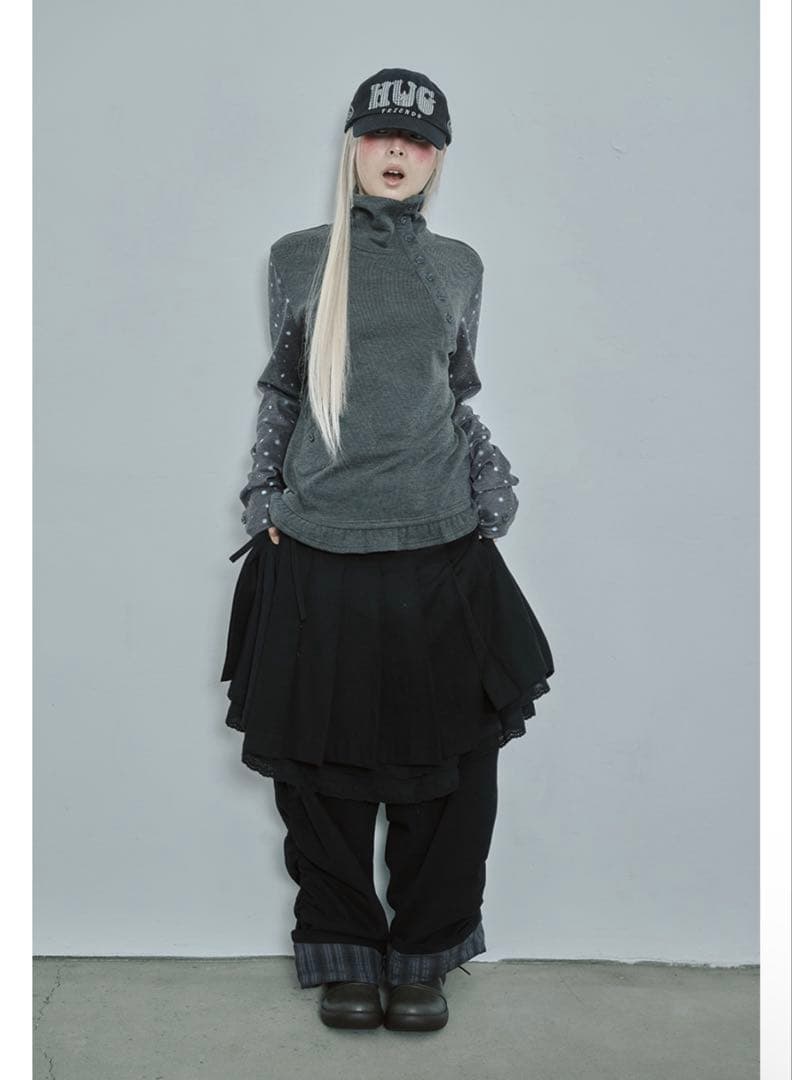 トップス HUG YOUR SKIN Flower Button Polar Top