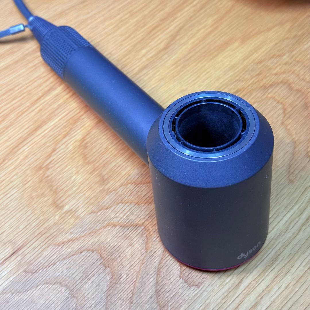ダイソン dysonドライヤー　HD01 動作良好