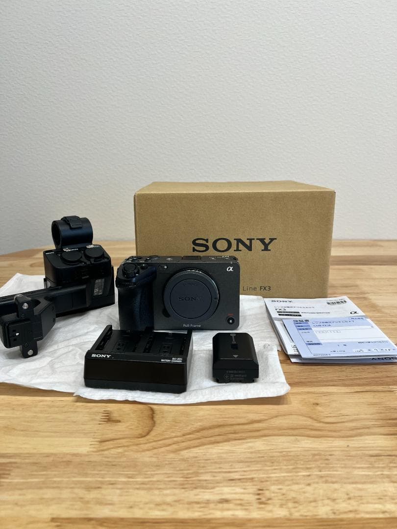【美品】 ソニー Cinema Line カメラ FX3 [ILME-FX3A]