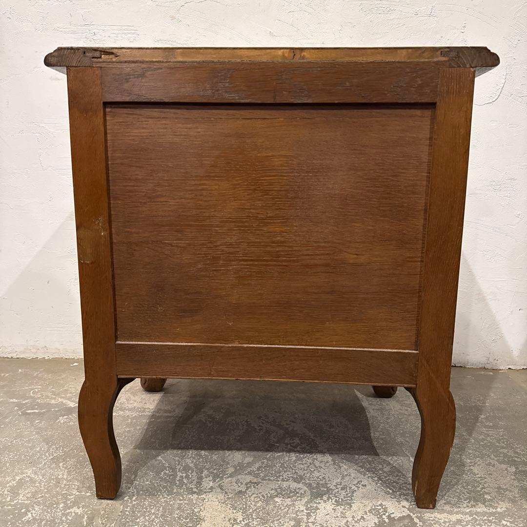年末年始saleヴィンテージ　木製サイドテーブル　引き出し／扉収納付き　2