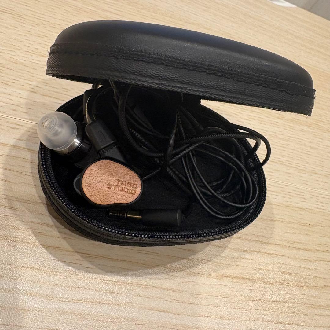 イヤホン TAGO STUDIO TAKASAKI T3-02