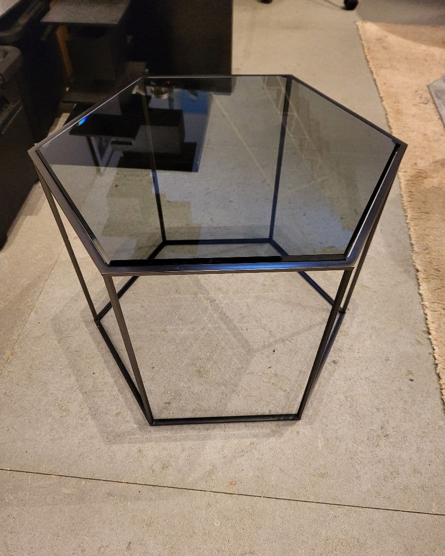 中古品 カッシーナイクスシー ヘキサゴン トリス サイドテーブル ガラス