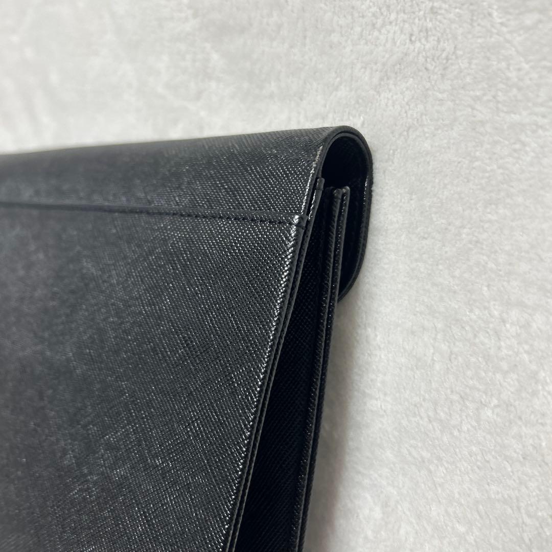 YSL イヴサンローラン 本革クラッチ 黒 保存袋付