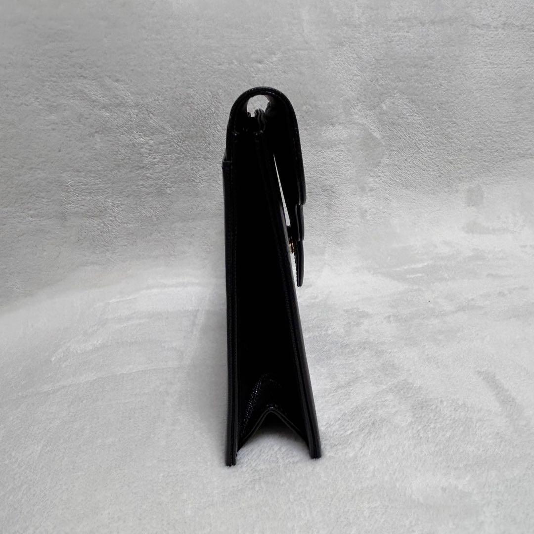 YSL イヴサンローラン 本革クラッチ 黒 保存袋付