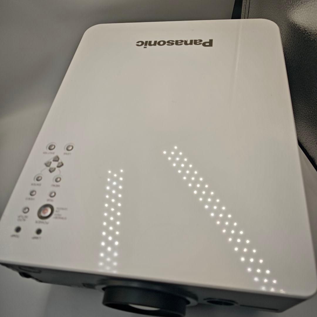 【美品】PANASONIC TH-D3500 リモコン付き 3500ルーメン