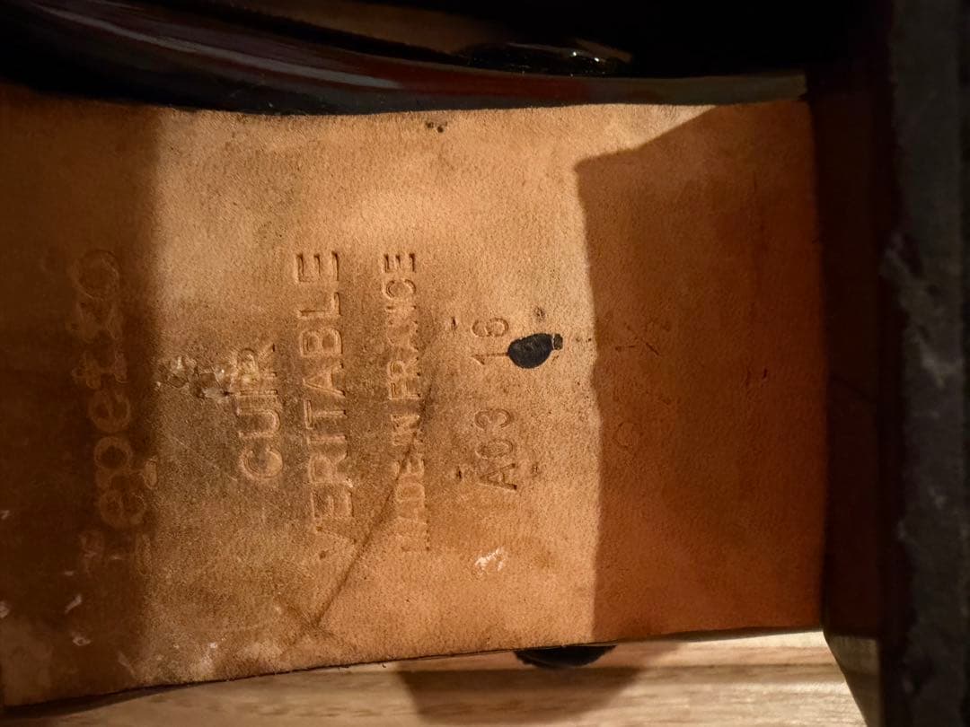 レペット　エナメル ブラック バレエシューズ ストラップ付き