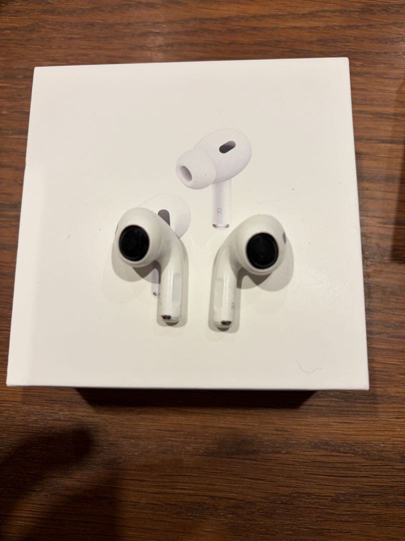 AirPods Pro 本体 ホワイト イヤーチップ付き