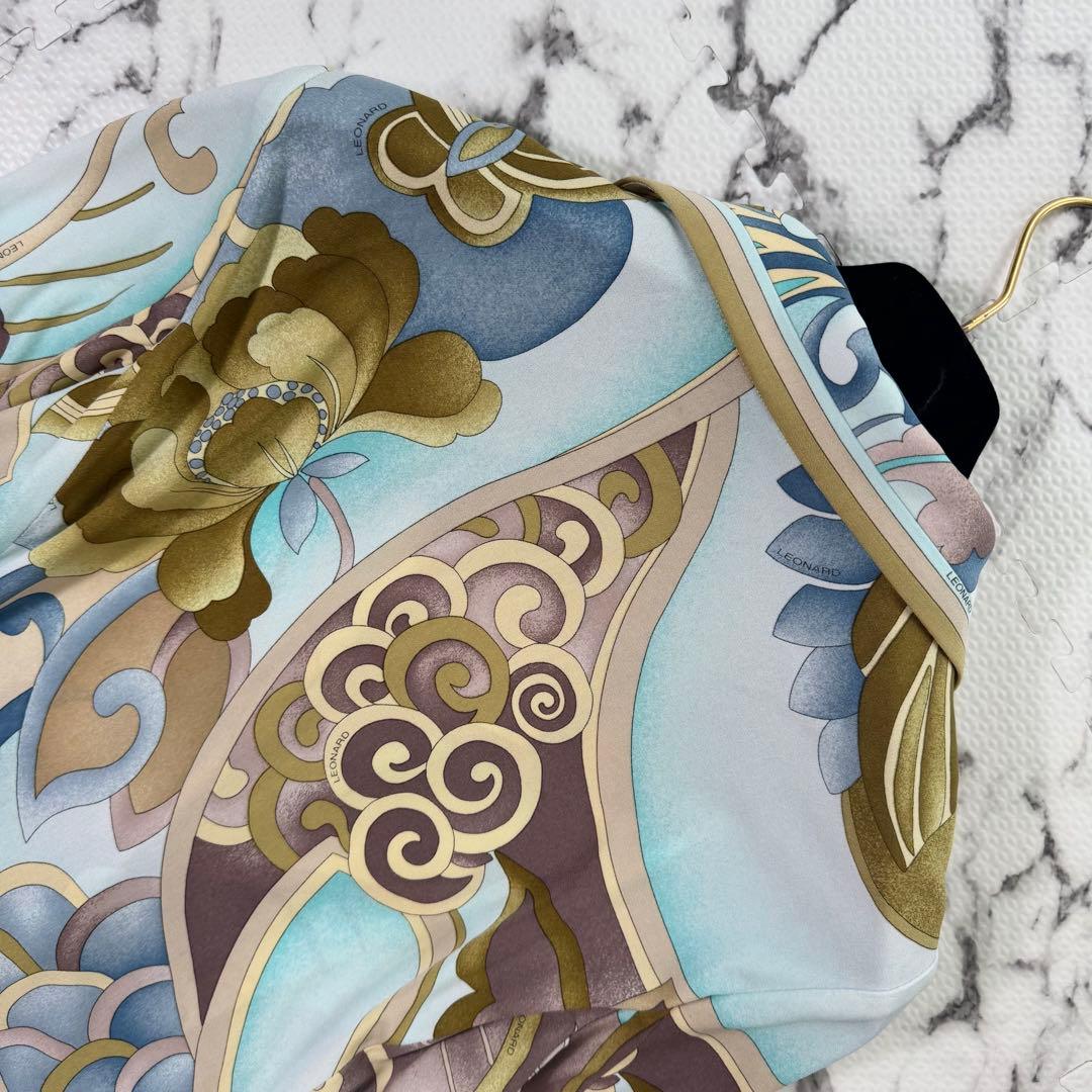 レオナール　テーラードジャケット　カンカン素材　花柄　ボタニカル　フラワー　L