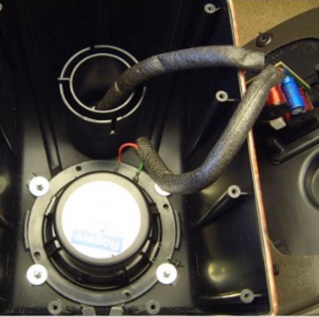 英国ロジャース•スピーカーDB101