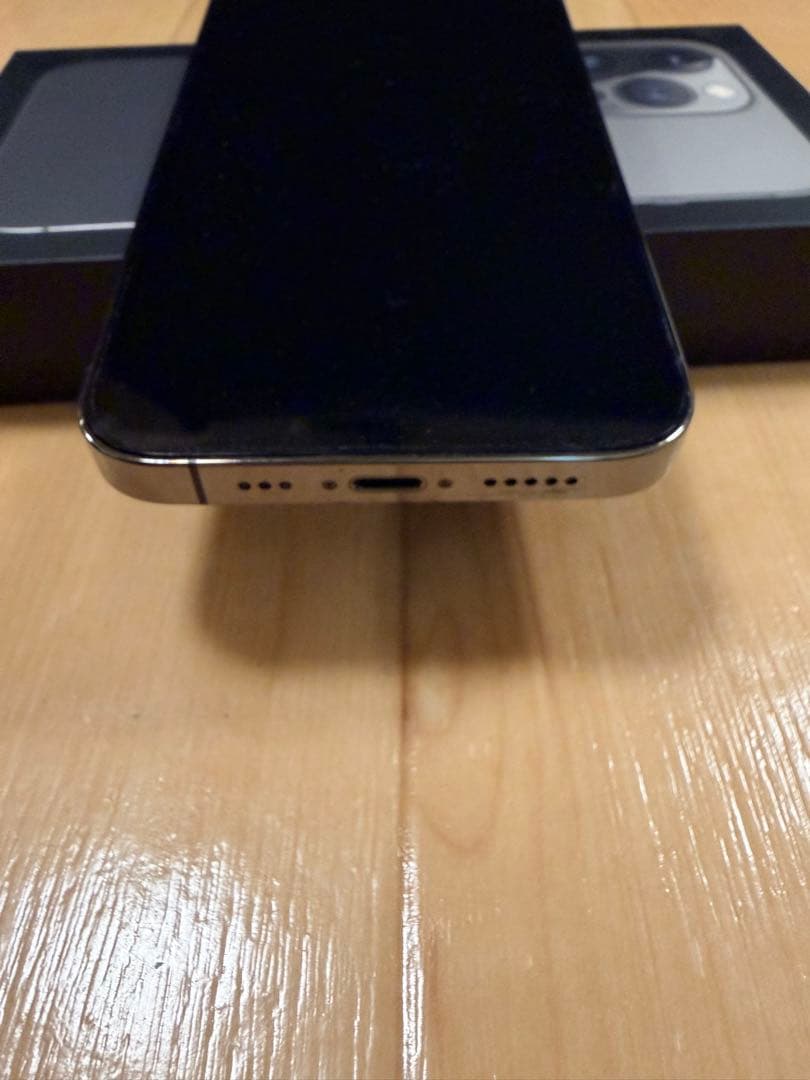 iPhone 13 Pro 256gb グラファイト 本体　バッテリー100%