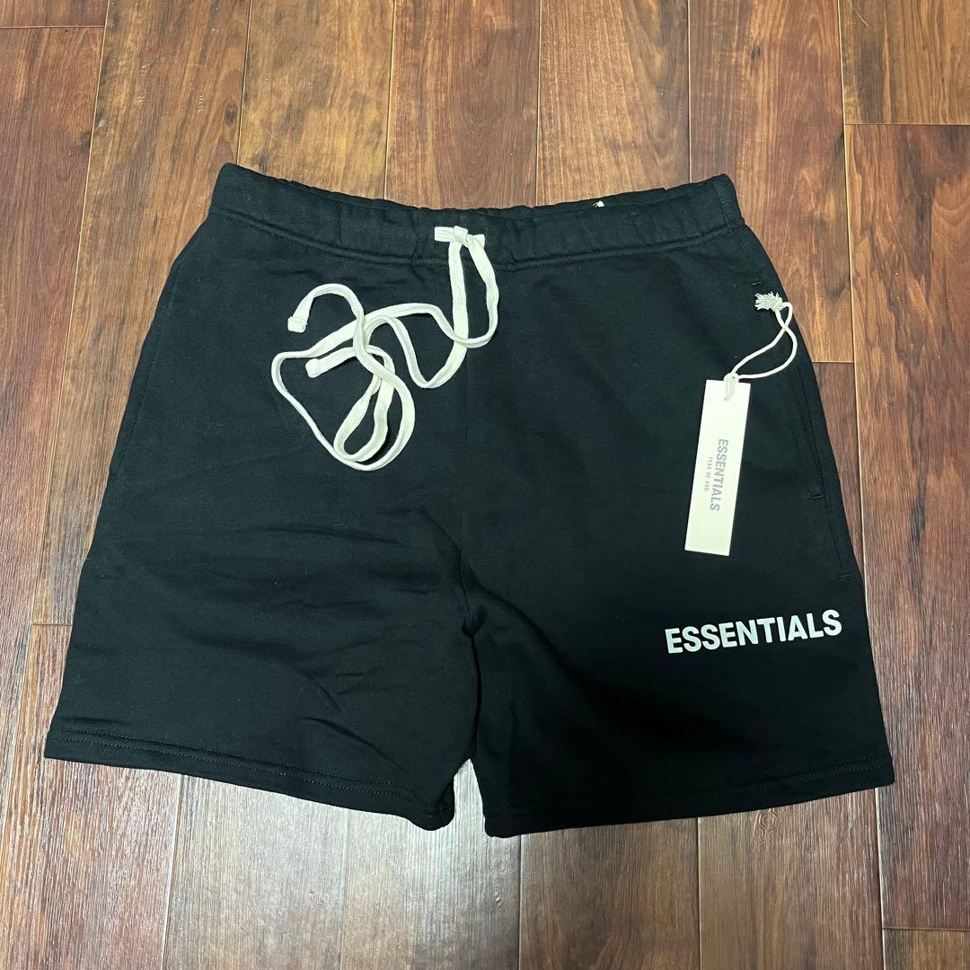 Fog essentials ハーフパンツショートパンツ　ロゴ 黒ブラック裏起毛