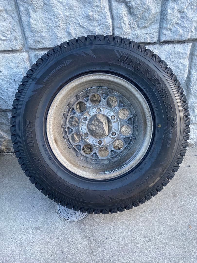 ランクル40　215/80R15 スタッドレス ホイール 4本セット ブリザック