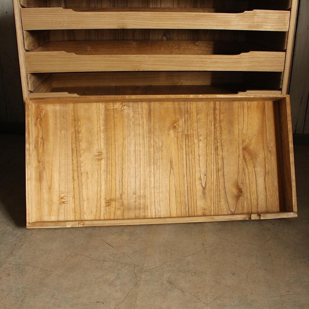 古い木製の引き出し5段　食器棚　キャビネット　古家具　古民家