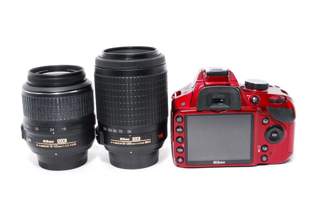 人気カラー◆Nikon D3200◆一眼レフカメラ◆手振れ補正搭載◆すぐ使える◆