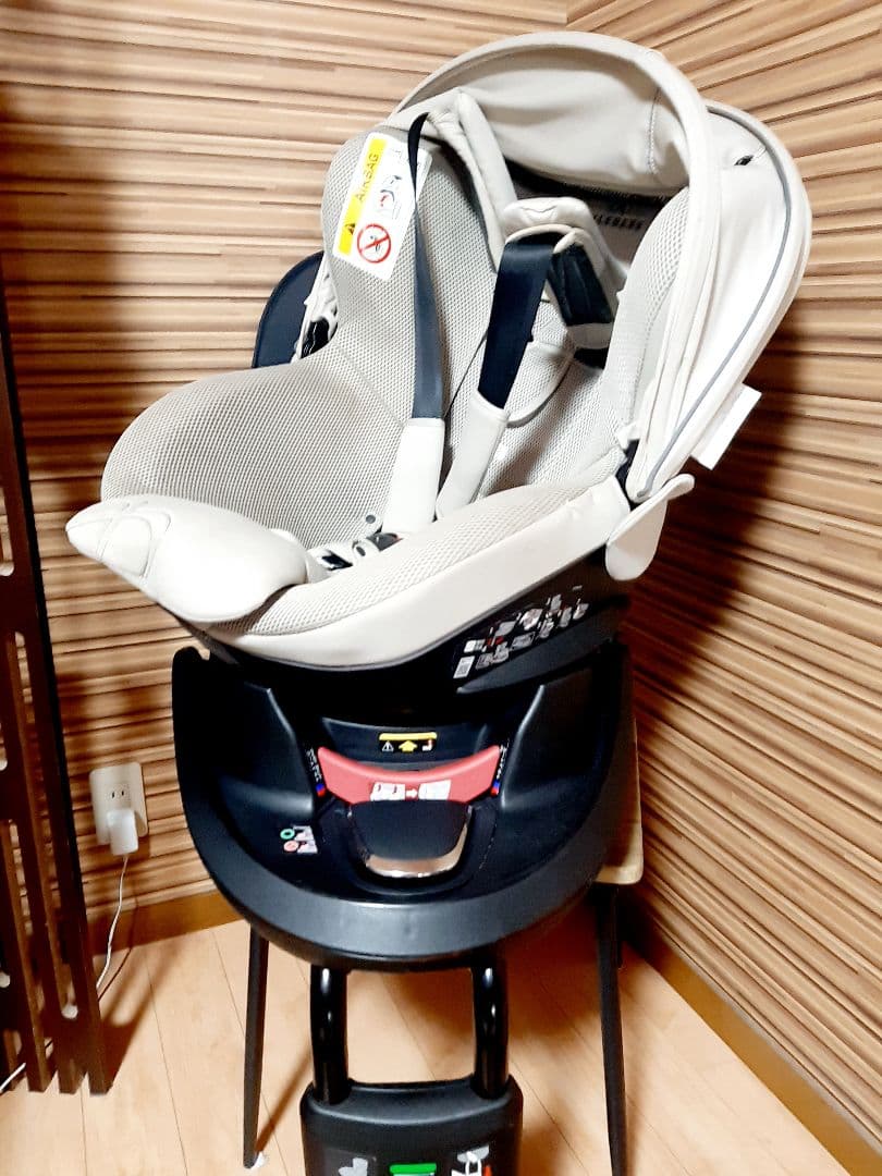 AILEBEBE エールべべ クルット5sグランス　チャイルドシート