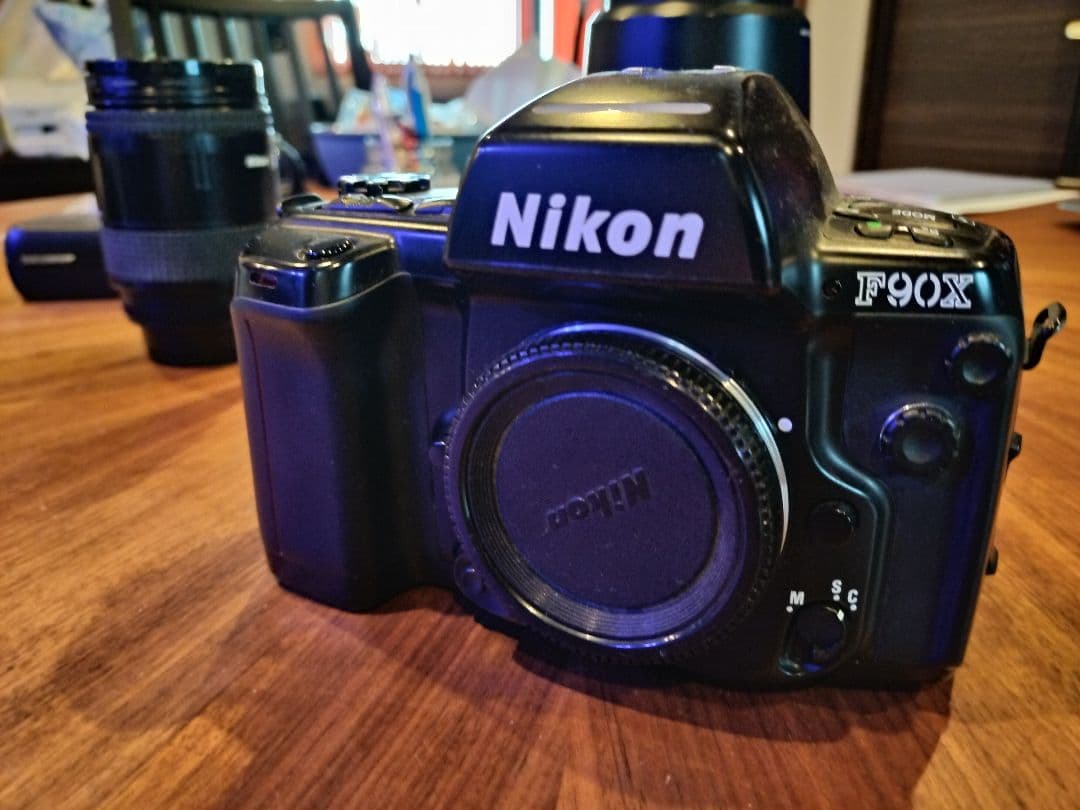 ジャンク？NikonF90X レンズ2本付！28-85/70-300