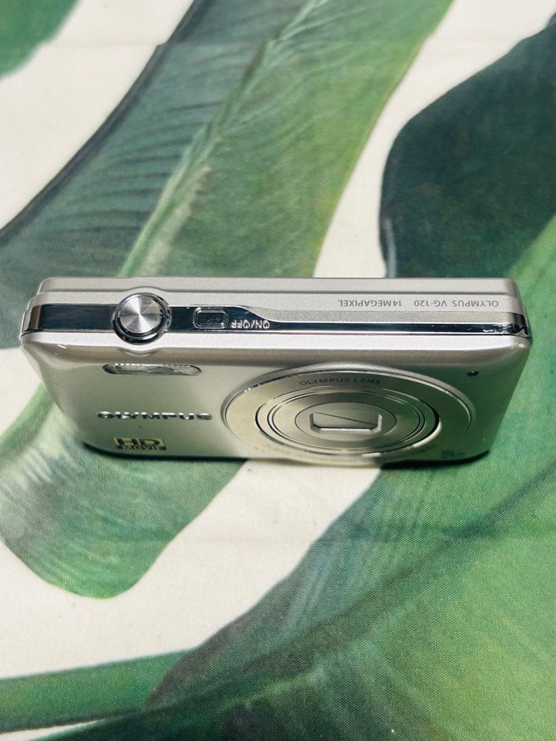 OLYMPUS VG-120 コンパクトデジタルカメラ