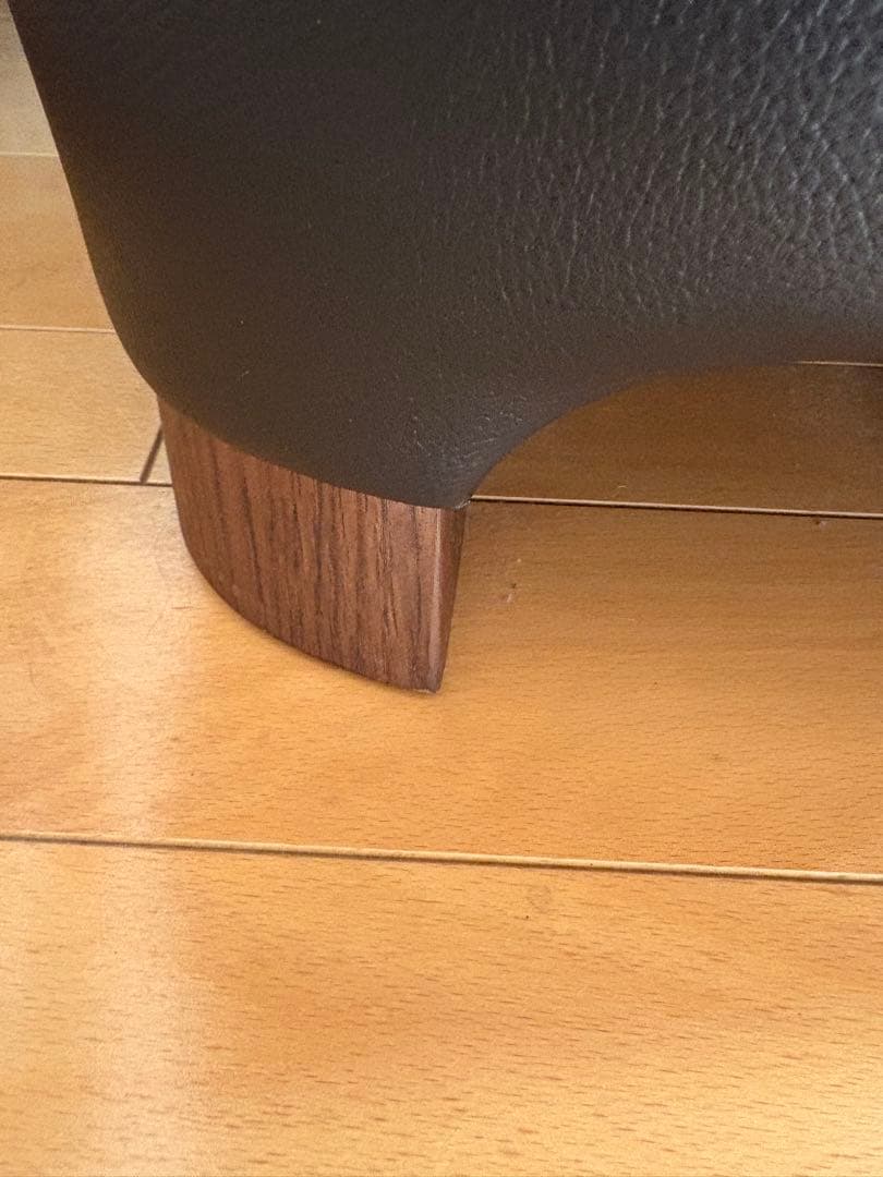 カリモク　ZW7300K800 1人掛けソファー