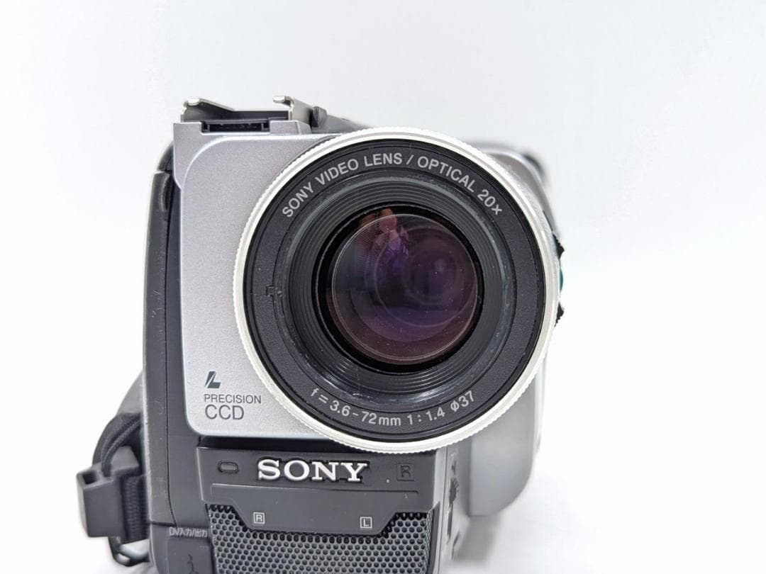 8mmテープのダビングに！ SONY ビデオカメラ DCR-TRV110