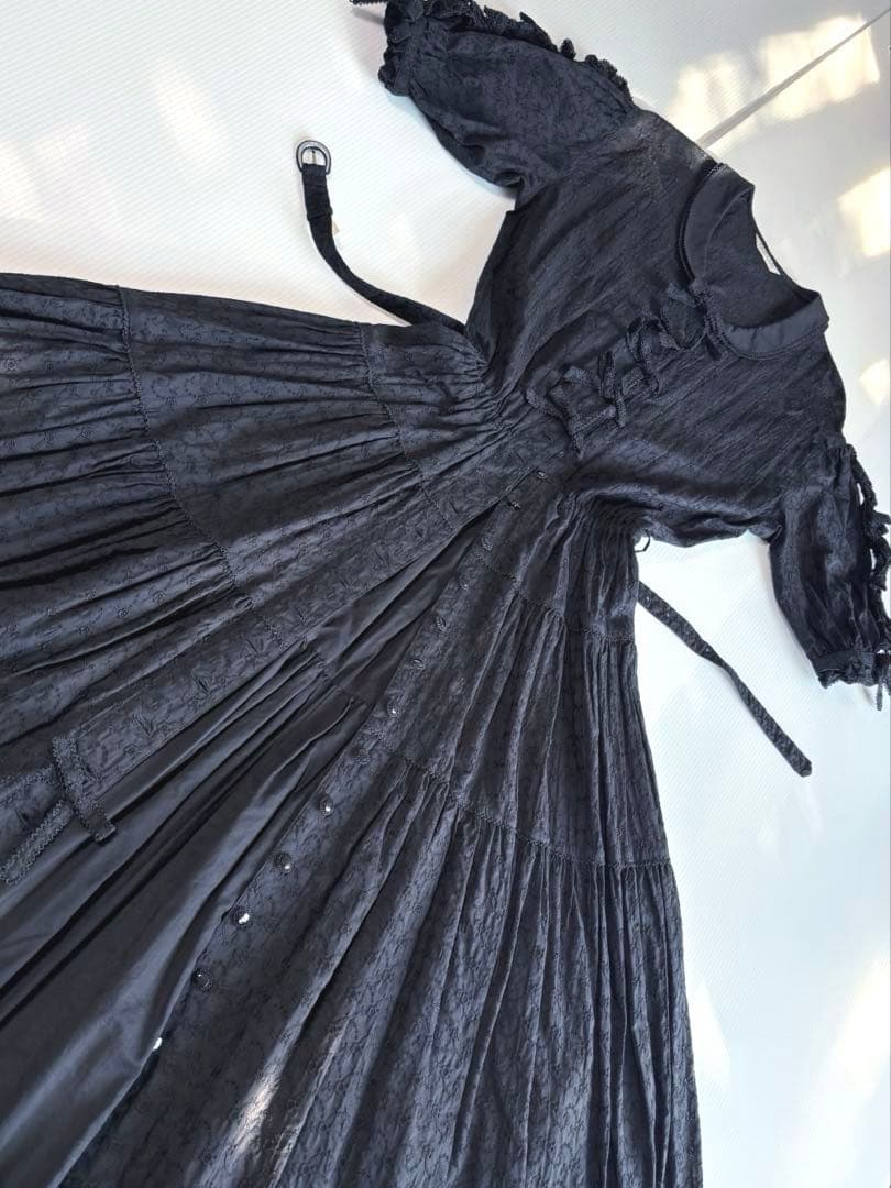 カネコイサオKANEKO ISAO コットンレース刺繍　ワンピース黒　小悪魔