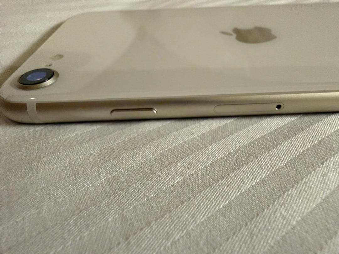 iPhone SE 第3世代 256GB スターライト SIMフリー 本体 海外