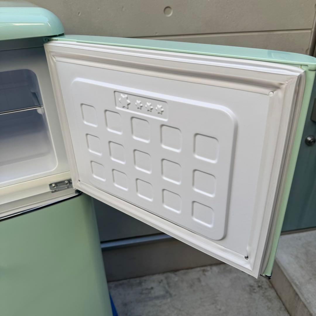 114⭐️2022年製美品★レトロ風　冷蔵庫　ライトグリーン　一人暮らし　オーヤマ