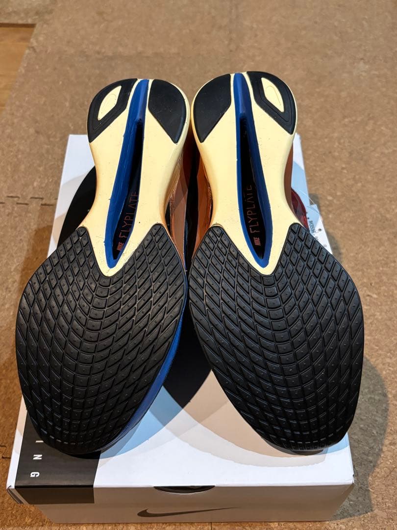 新品 ナイキ ズームX ヴェイパーフライ ネクスト% 4 PRM 27cm