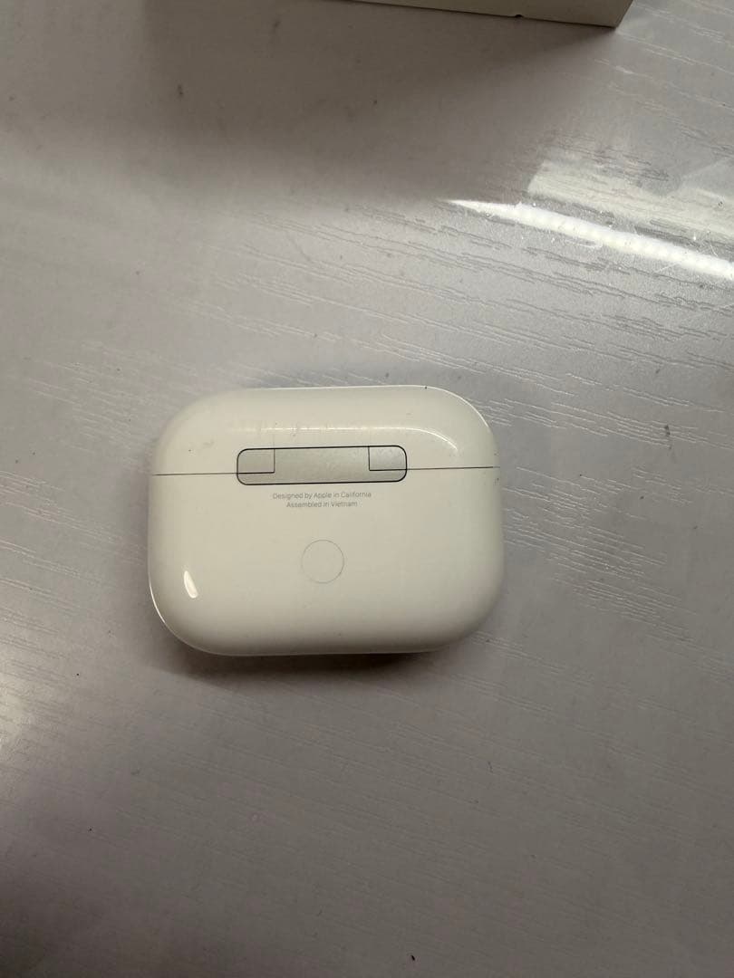 AirPods Pro 第二世代　本体 ストーンケース付き