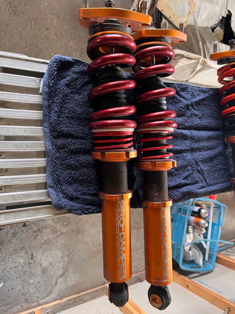 セルシオ　車高調　t-demand 80キロスペック