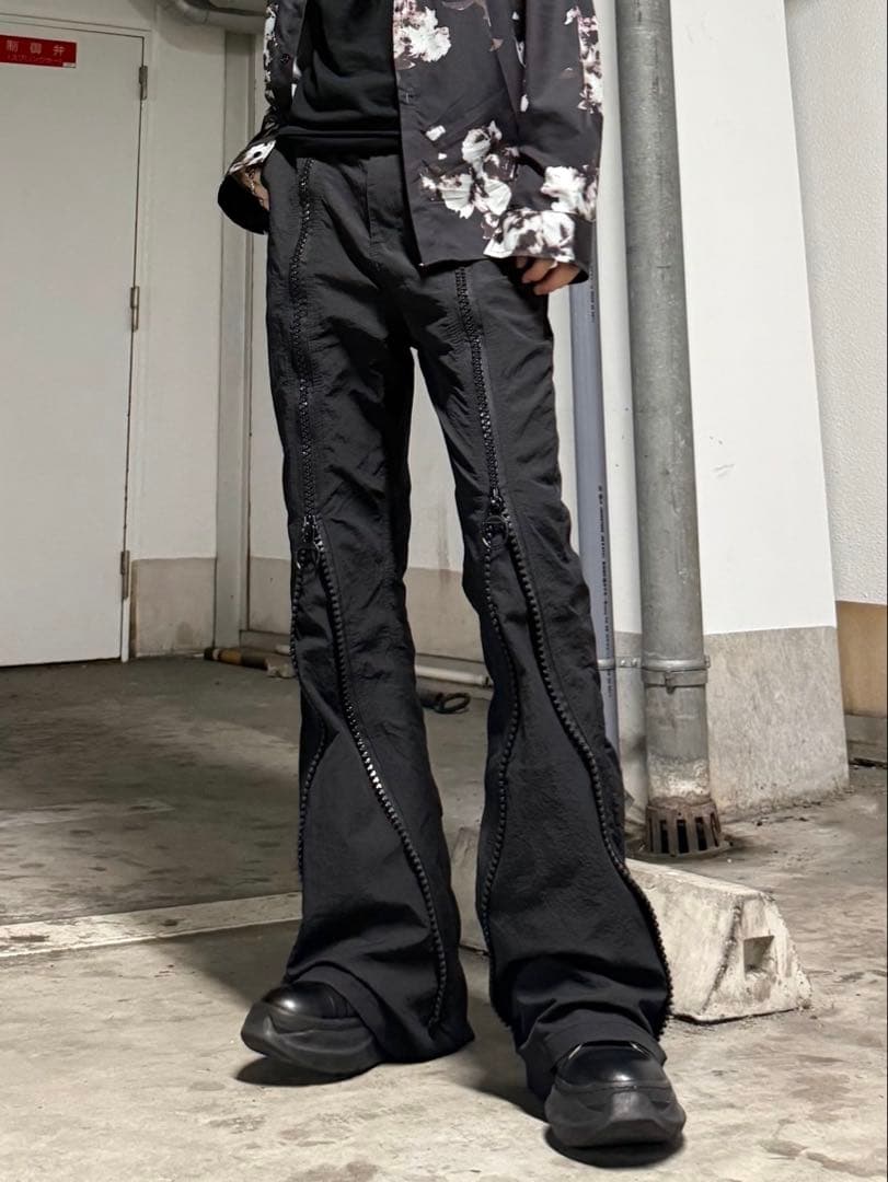 【即購入OK‼️】opium y2k センタージップワイドフレアパンツ リック風