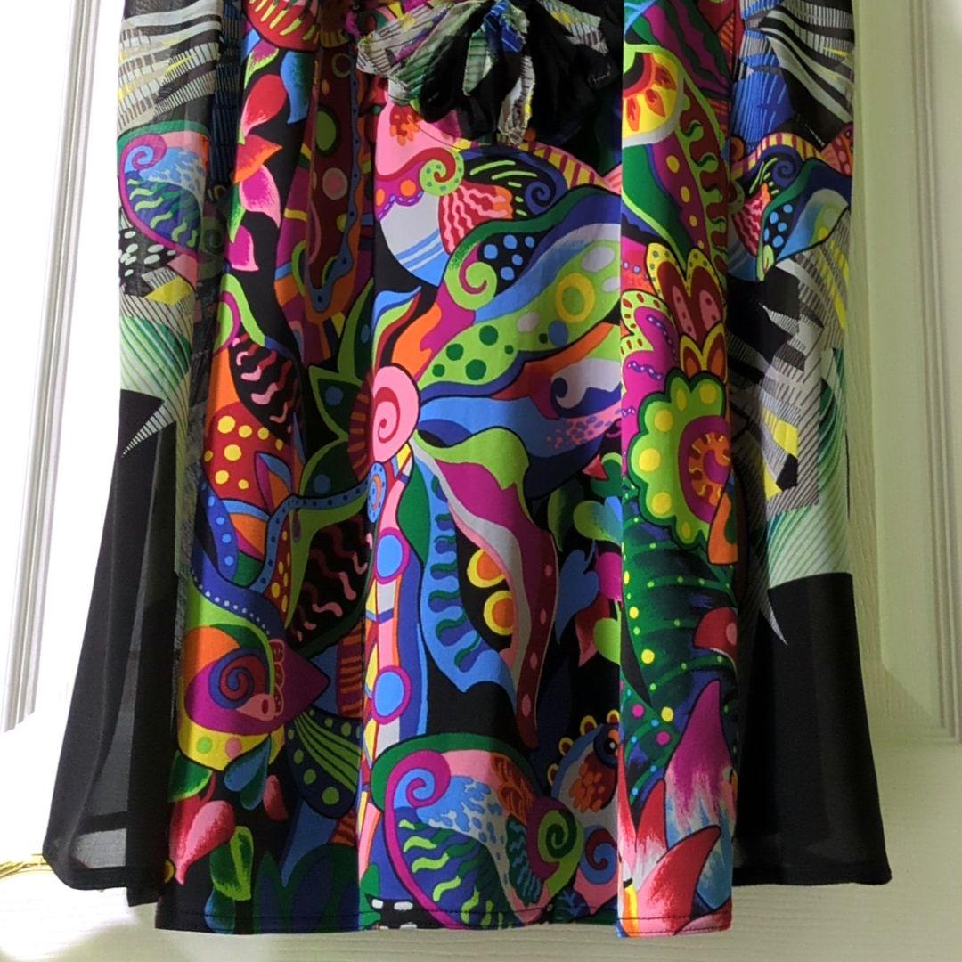 【専用】TOKUKO 1er VOL　チュニック　鳥さん　羽根　植物　カラフル