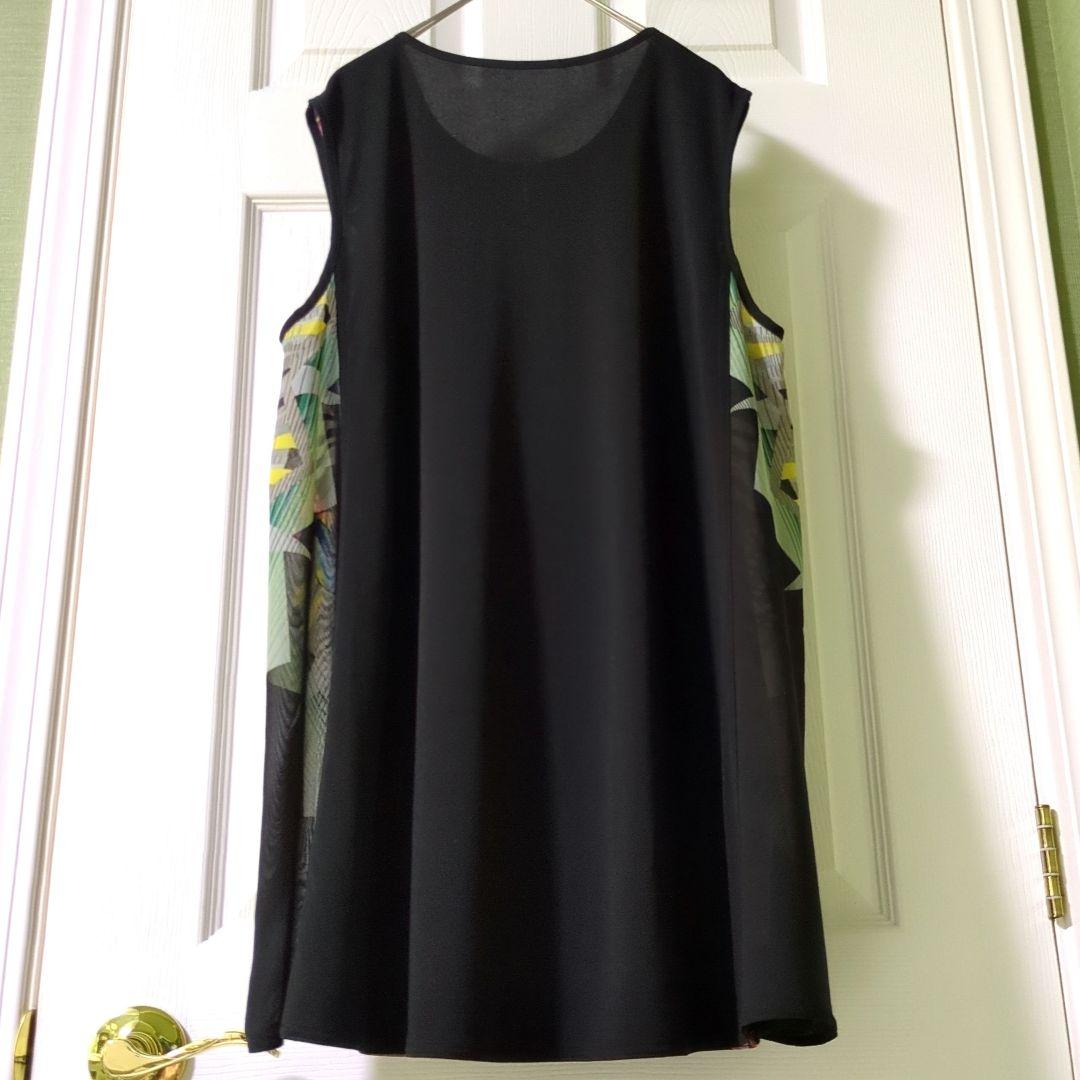 【専用】TOKUKO 1er VOL　チュニック　鳥さん　羽根　植物　カラフル