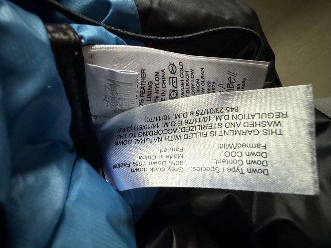 Stussy フード付きダウンジャケット ライトブルー