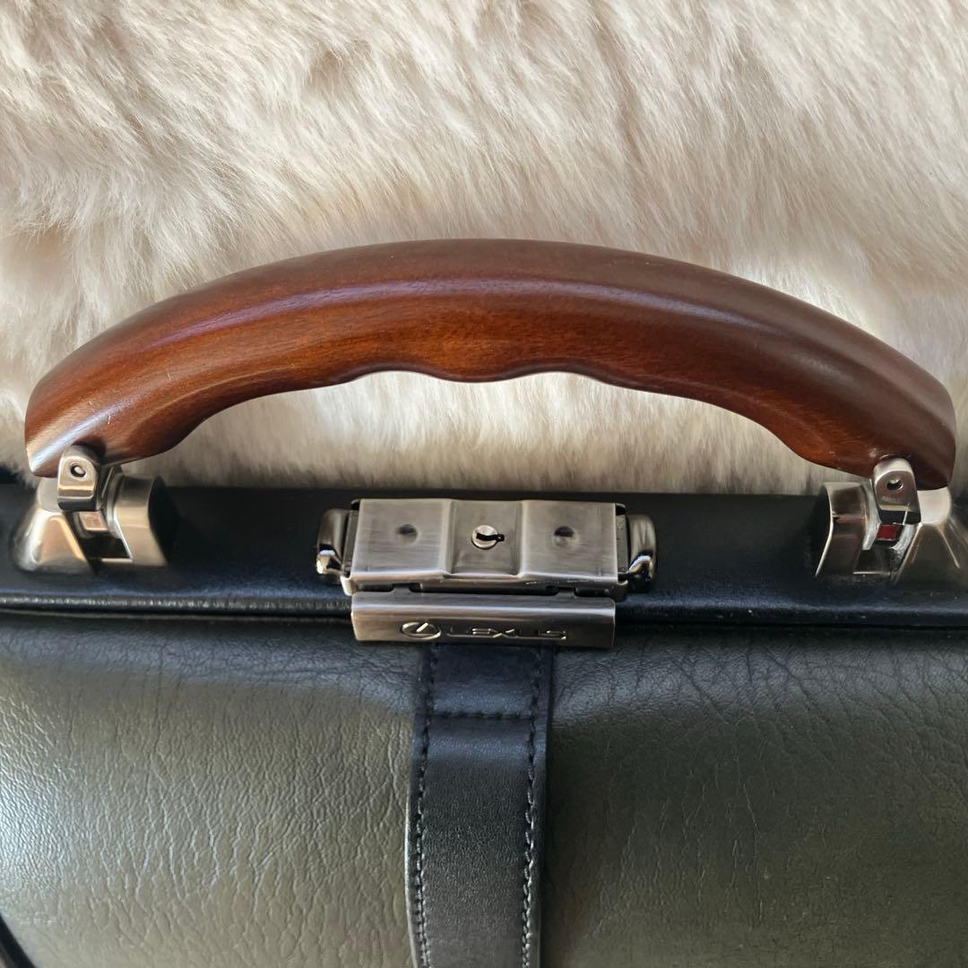 ARTPHERE　LEXUSコラボ　ダレスバック