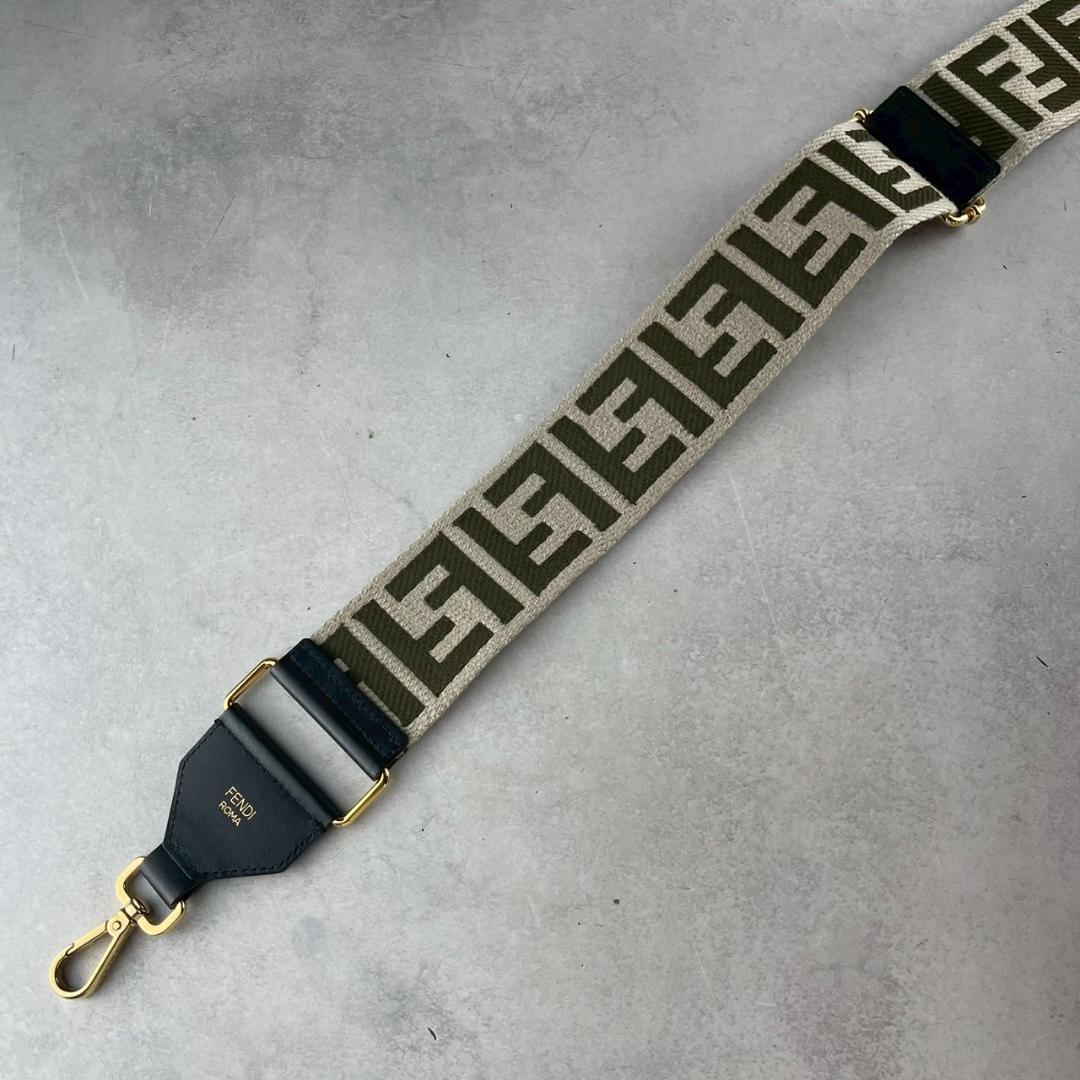 極美品✨ FENDI フェンディ ストラップ ユー ズッカ ショルダーストラップ