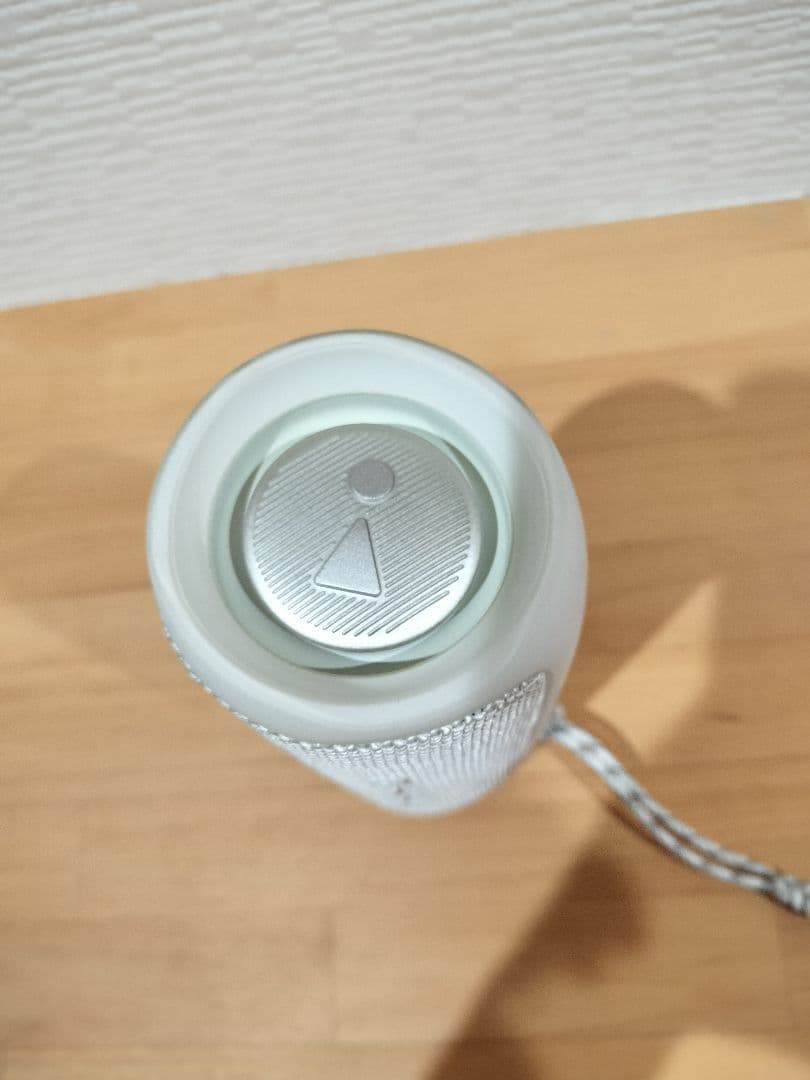 JBL　FLIP5　スピーカー　ホワイト